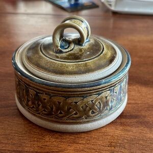 Celtic Clays Pottery Dish w Lid